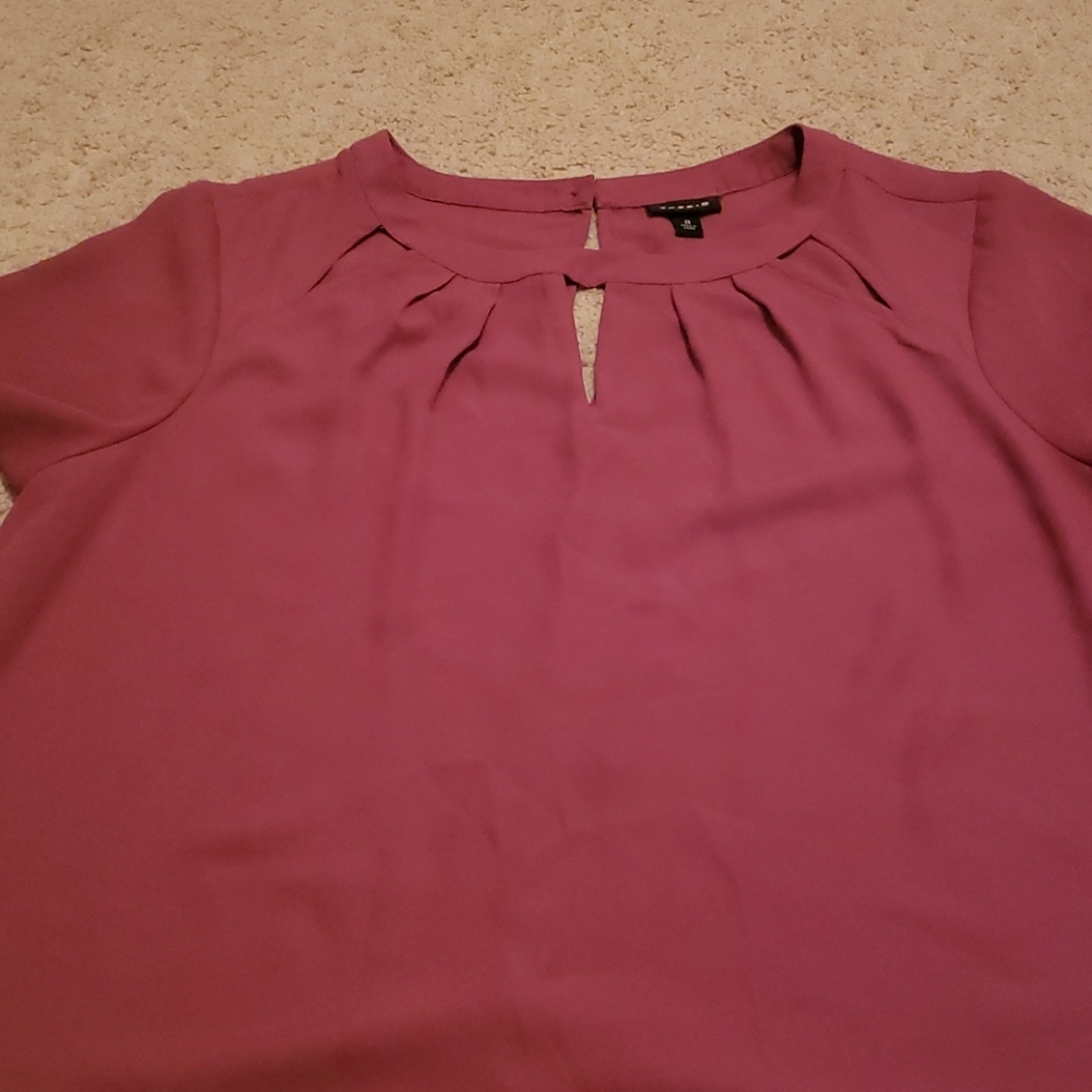Short sleeve blouse without outside around neck